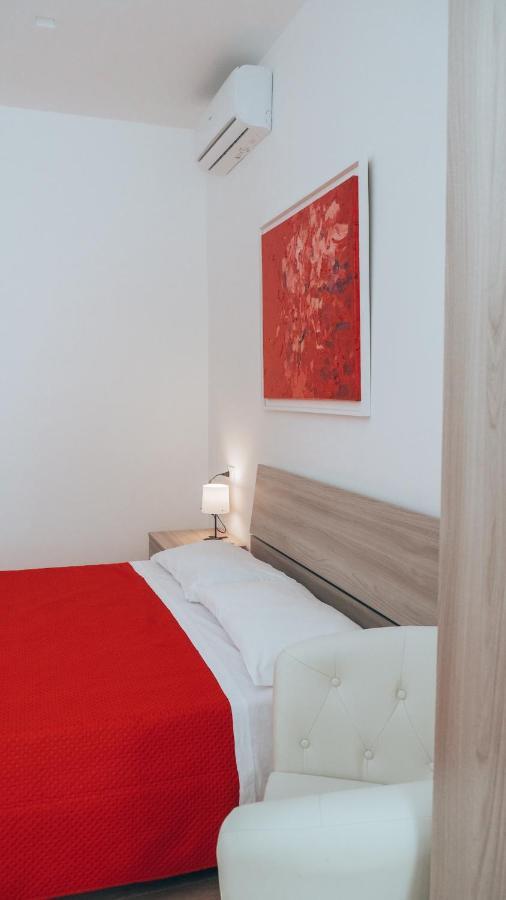 Guesthouse Aschenez เรจโจ ดี คาลาเบีย ภายนอก รูปภาพ